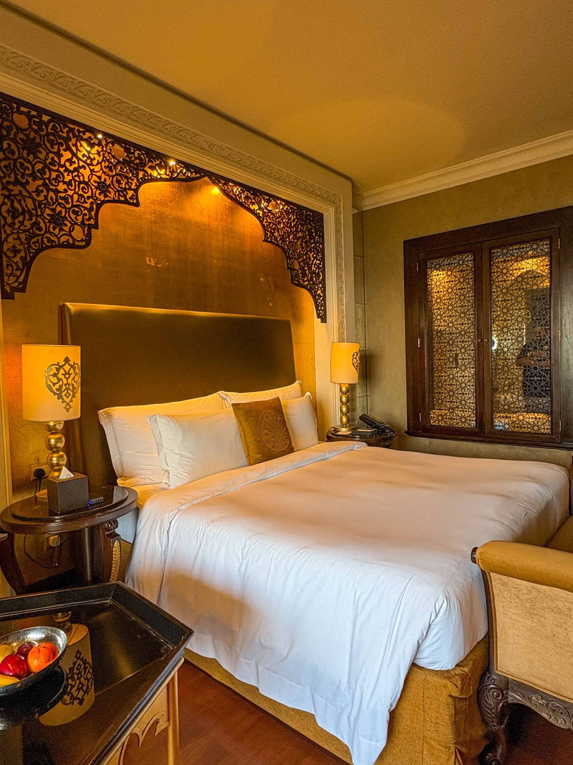 Alverian Signature Suite