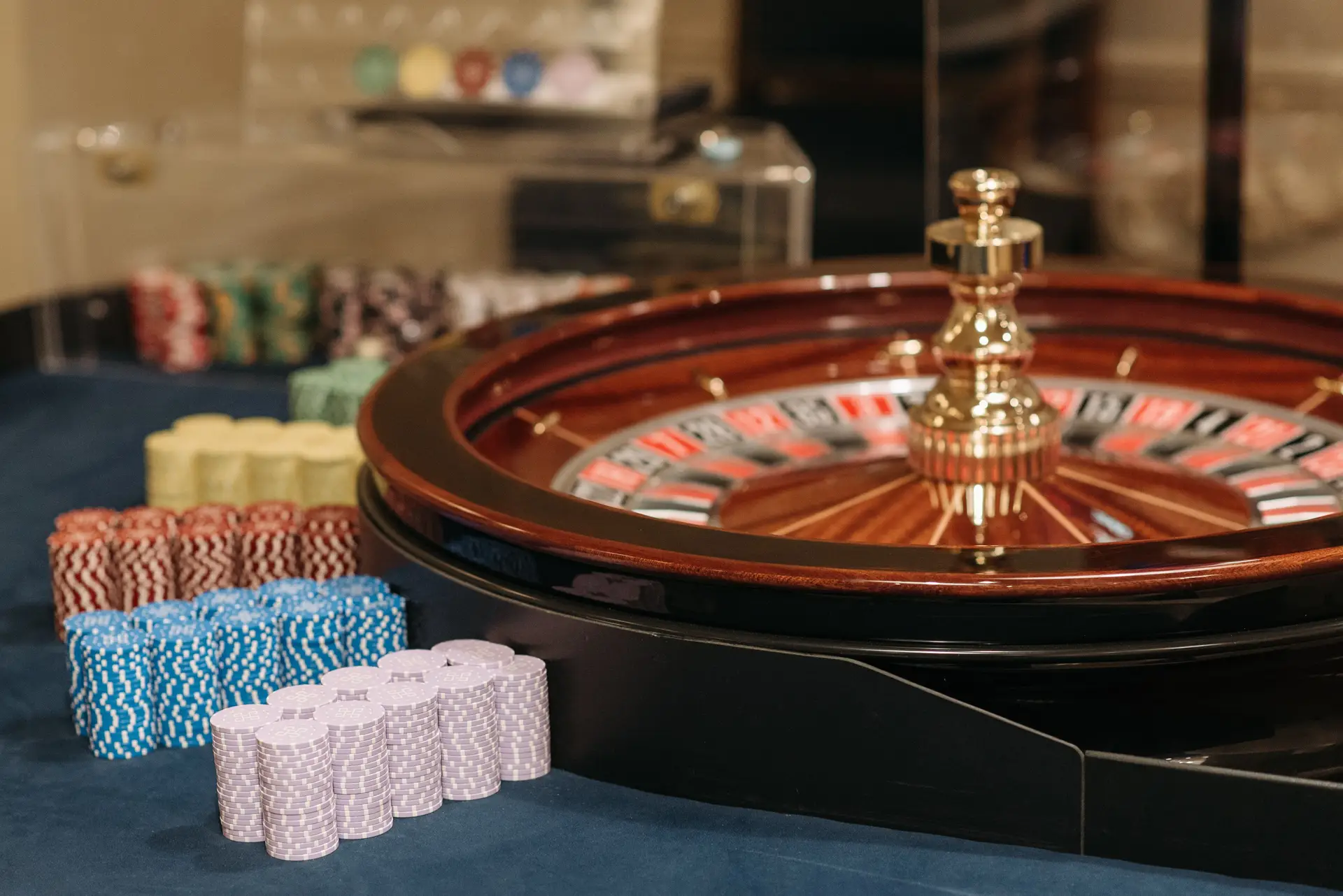 Rouletterad im Spielsaal
